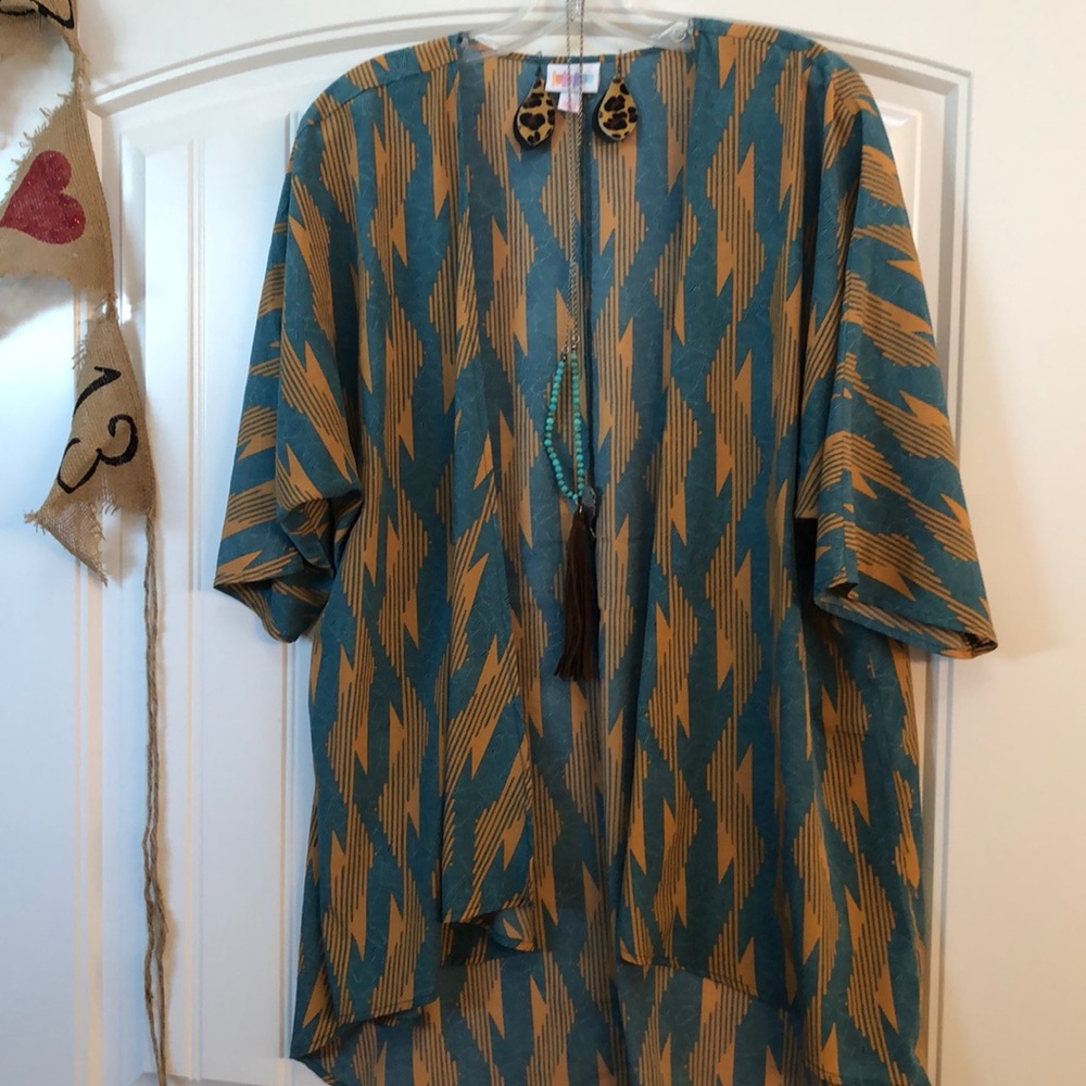 Aztec Lindsay by Lularoe